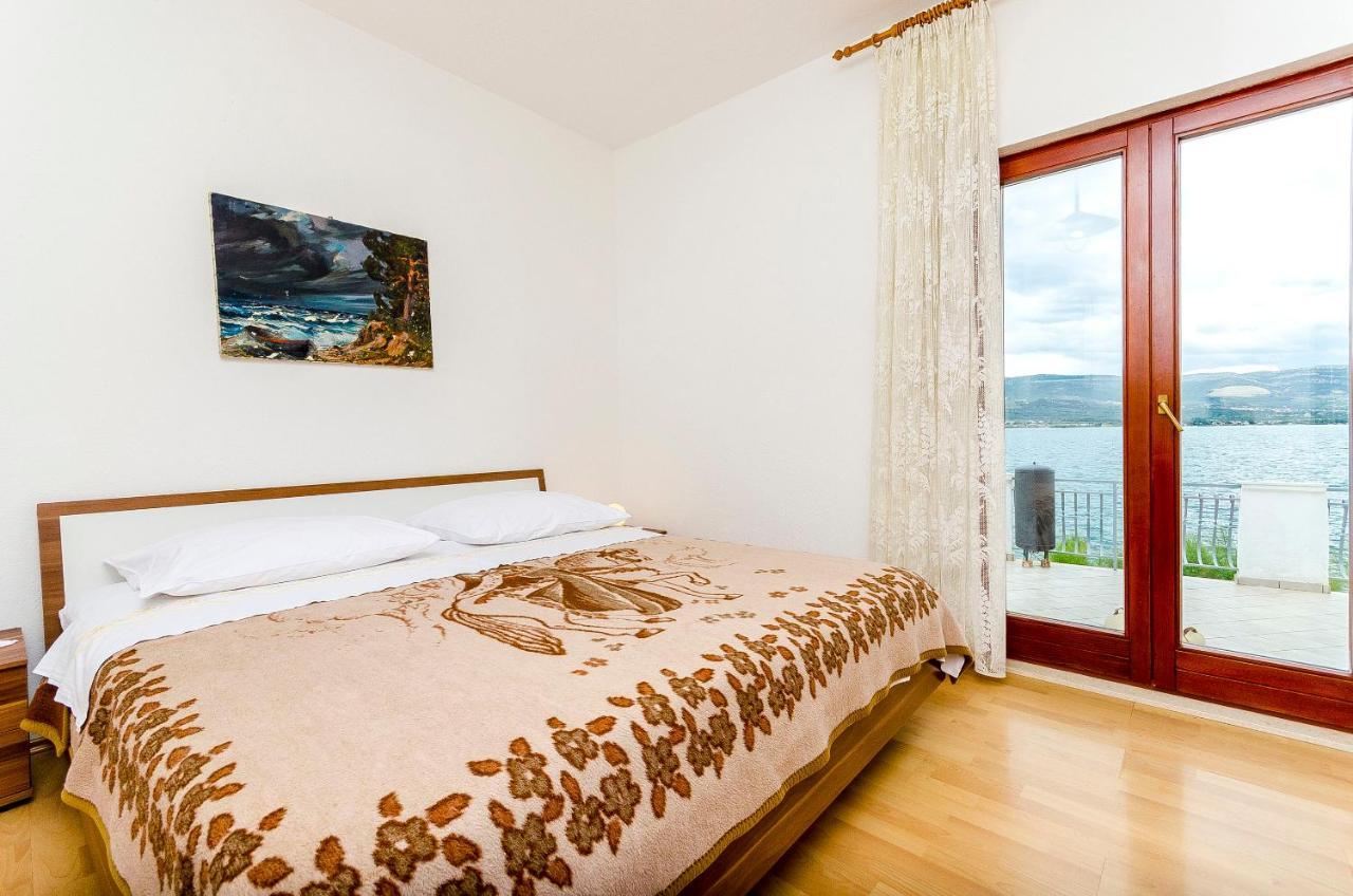 Apartments Marijana Trogir Exterior photo